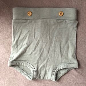 Kate Quinn bloomer NWT